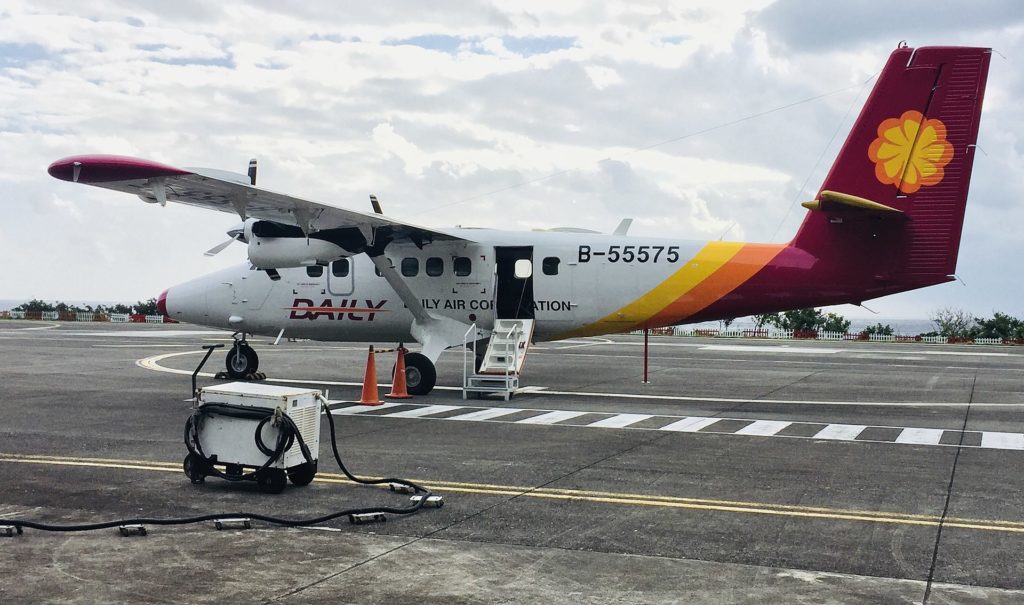 國內旅遊大小事 國內航班注意事項 報到時間 行李規定 報到事項懶人包 Airbare Go票機
